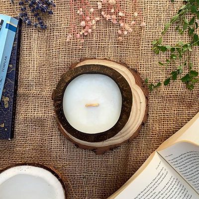 bức ảnh miêu tả nến thơm sáp dừa